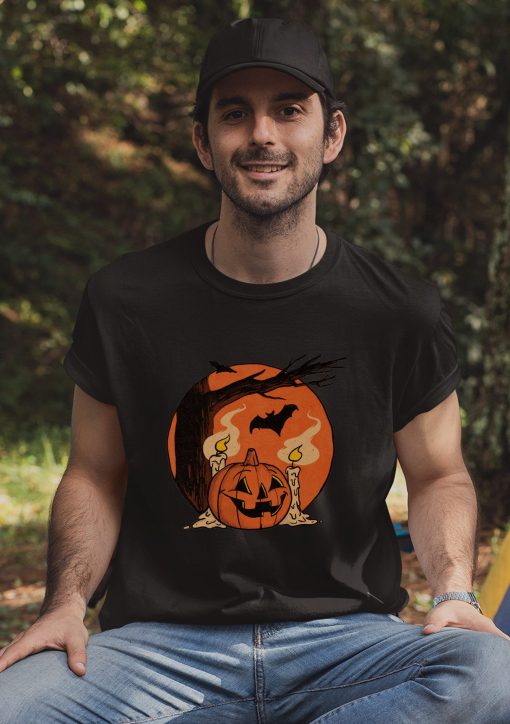 New Moon Pumpkin Scene Halloween Vintage Unisex T-Shirt