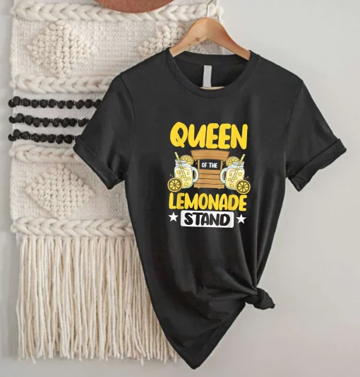 Queen Of The Lemonade Stand Unisex T-Shirt