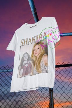 Shakira Retro Unisex T-Shirt