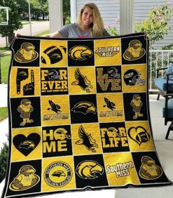 Southern Miss Golden Eagles V1 Quilt Blanket