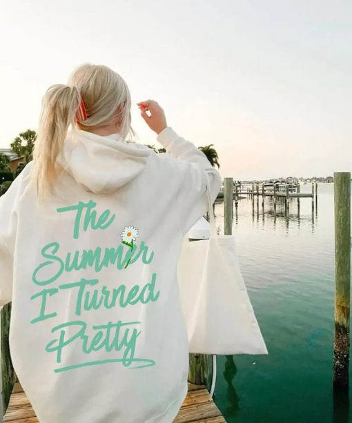 Summer I Turned Pretty Daisy Cousins Beach Vintage Art Unisex Hoodie