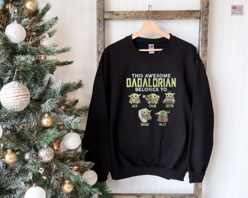 This Awesome Dadalorian Belongs To Personalized Dad Star Wars Baby Yoda Fathers Day Unisex T-Shirt