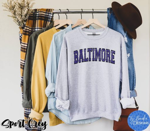 Vintage Baltimore Football Unisex Sweatshirt