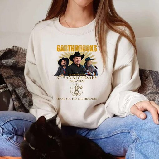 Vintage Garth Brooks 37th Anniversary 1985 2022 Thank You For The Momories Unisex Sweatshirt