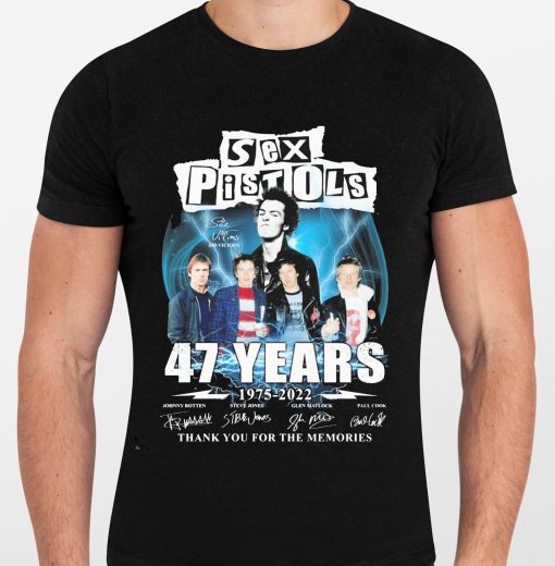 Vintage Sex Pistols 47 Years 1975 2022 Signatures Thank You For The Memories Unisex T-Shirt