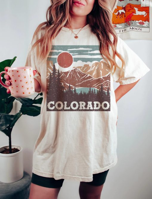 Colorado Graphic Rocky Mountains Unisex T-Shirt