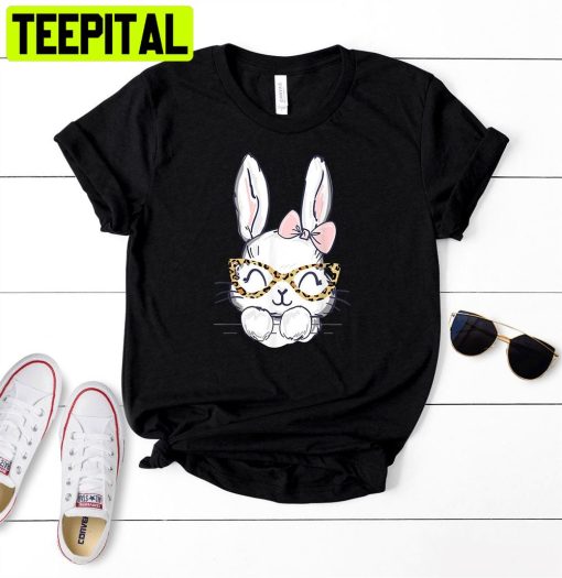 Cute Easter Bunny Unisex T-Shirt