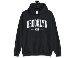 Est 1631 Brooklyn New York City Retro 90s Hoodie