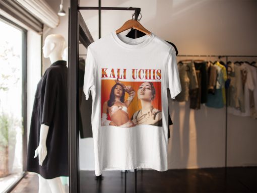 Kali Uchis 90s Uchis Hits Retro Portrait Unisex T-Shirt