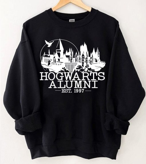 Magical Wizard Alumni Wizard School House Disney Trip Disneyworld Trip Unisex T-Shirt