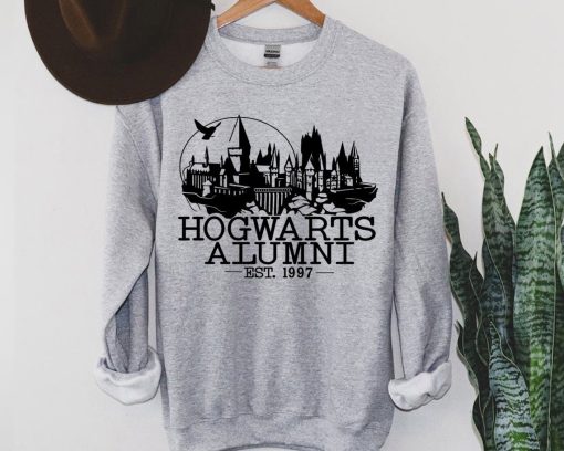 Magical Wizard Alumni Wizard School House Disney Trip Disneyworld Trip Unisex T-Shirt