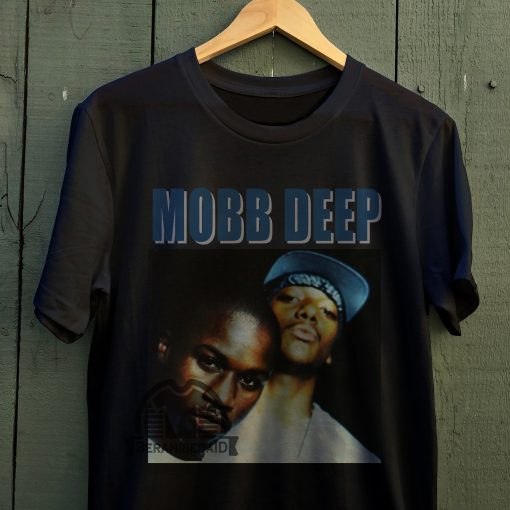 Mobb Deep Vintage 90s The Infamous Album Cover Hip Hop Old School Gangsta Rap Unisex T-Shirt