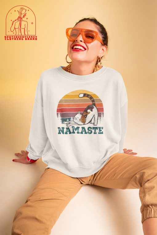 Namaste Yoga Cat Namaste Hippie Yoga Meditation Cat Lovers Unisex T-Shirt