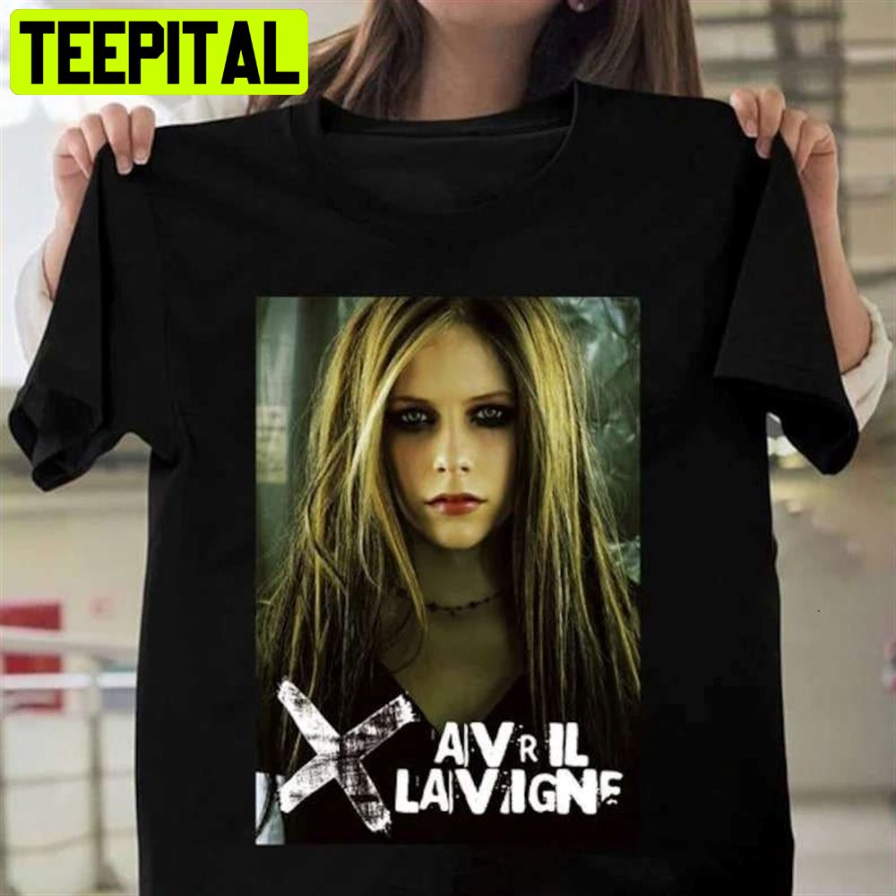 Old Style Picture Avril Lavigne Unisex T-Shirt