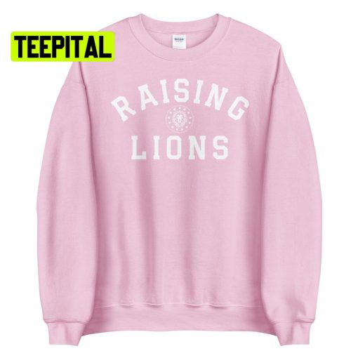 Raising Lions Classic Design Unsiex T-Shirt