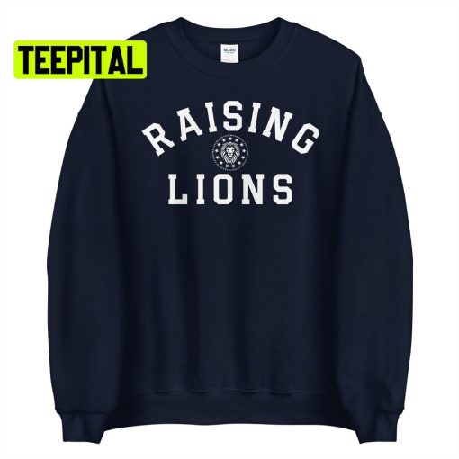 Raising Lions Classic Design Unsiex T-Shirt