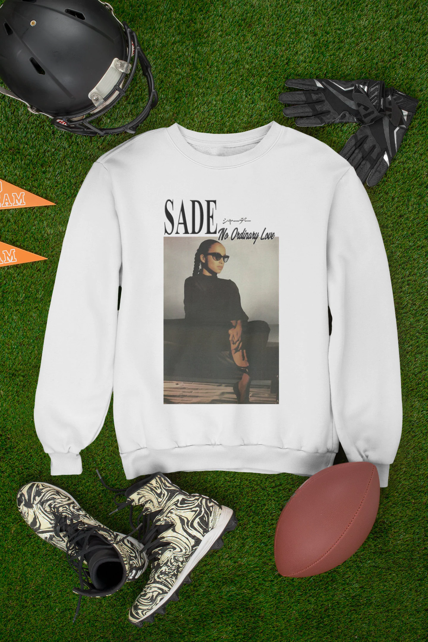 Sade No Ordinary Love Unisex T-Shirt – Teepital – Everyday New