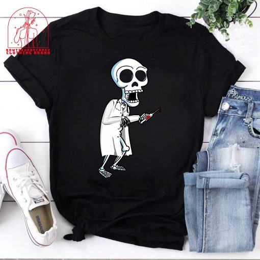 Skeleton Doctor With Syringe Skeleton Funny Skeleton Doctor Halloween Unisex T-Shirt