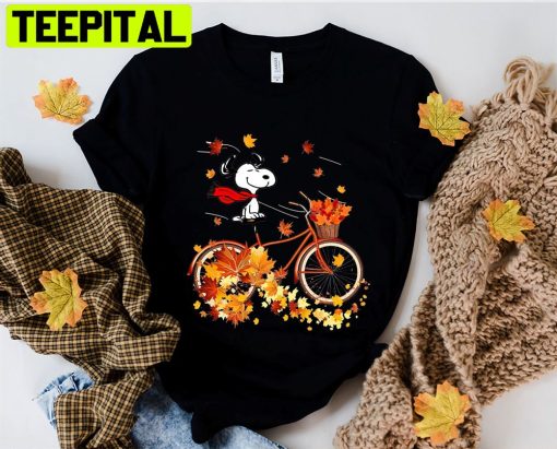 Snoopy Dog Autumn Mapple Leaves Unisex T-Shirt