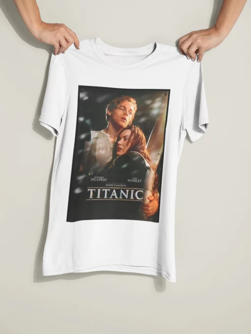 Titanic 90s Leoanardo & Kate Retro Style Unisex T-Shirt