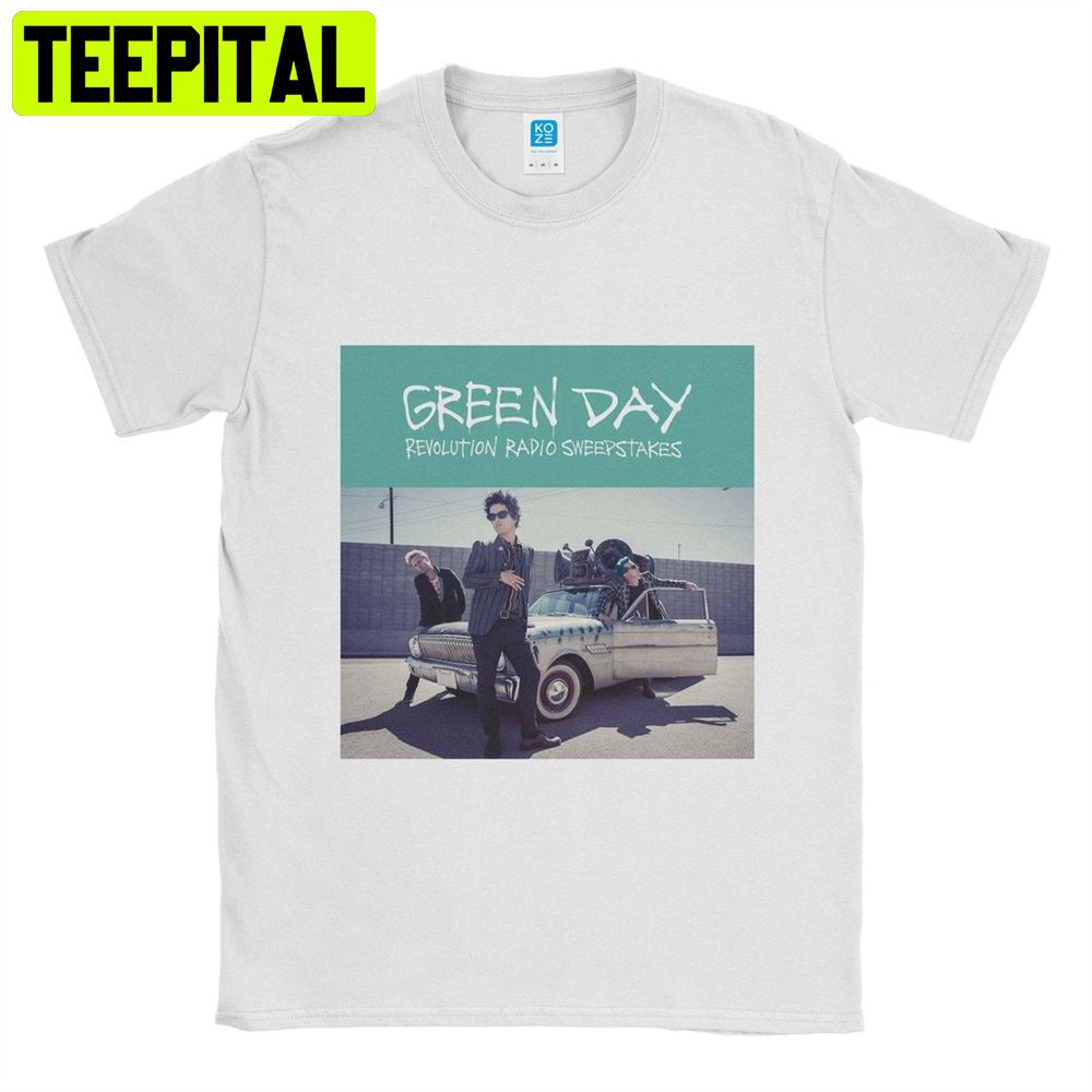 Vintage Style Green Day Revolution Radio Unisex T-Shirt