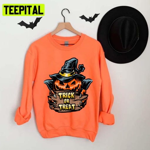 Witch Pumpkins Shost Design For Halloween Trick Or Treat Unisex T-Shirt