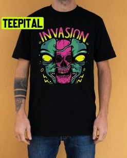 Alien Invasion Pop Art Trending Unisex Shirt