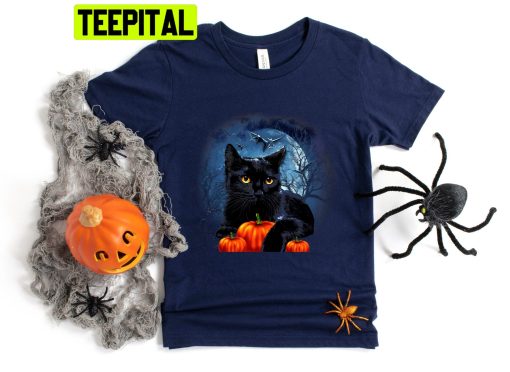 Cute Black Cat Hug Pumpkin Halloween Pumpkin Unisex T-Shirt