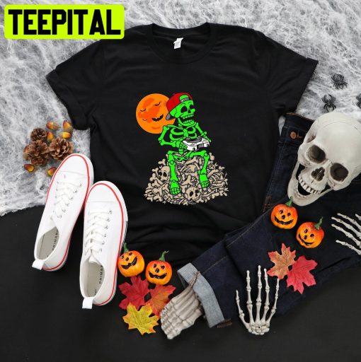 Cute Halloween Skeleton Game Boy Unisex T-Shirt