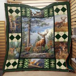 Deer Hunting Buck And Doe Hunting Lo Quilt Blanket