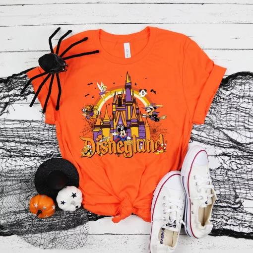 Land Castle Family Trip Disney Halloween New Art T-Shirt