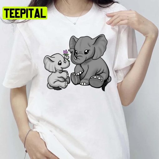 Mama And The Baby Elephant Trending Unisex T-Shirt