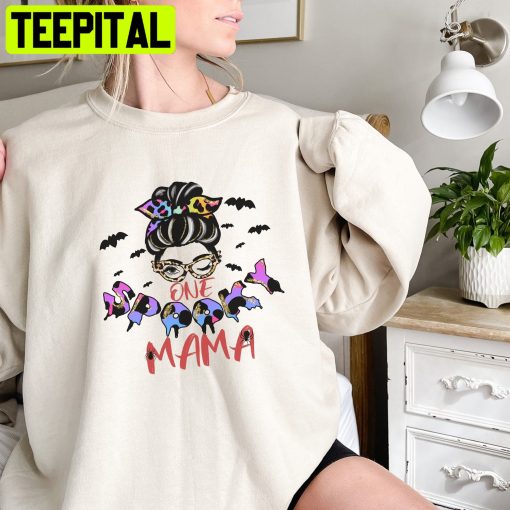 One Spooky Mama Cute Halloween Unisex Sweatshirt