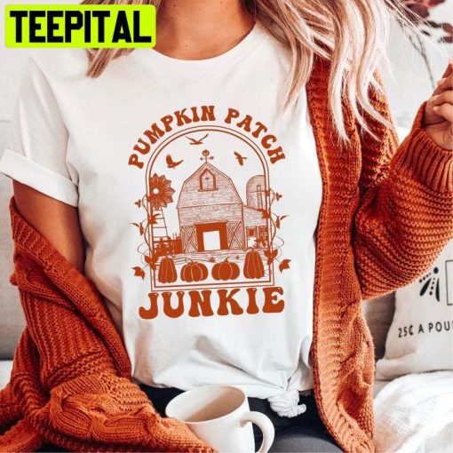 Pumpkin Patch Junkie Cute Halloween Spooky Season Unisex T-Shirt