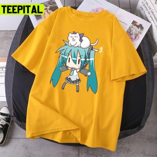 Scared By A Cat Hatsune Miku Unisex T-Shirt