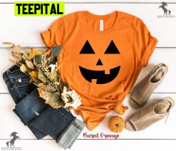 Smiling Pumpkin Face Halloween Unisex T-Shirt