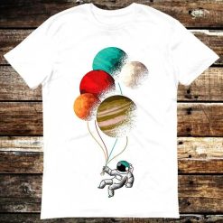 Spaceman Astronaut Planet Balloons Universe Earth Mars Jupiter T-Shirt