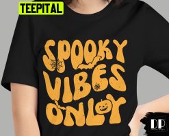 Spooky Vibes Only Pumpkin Halloween Party Unisex T-Shirt