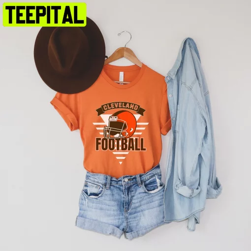 Vintage Style Cleveland Browns Football Trending Unisex T-Shirt