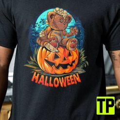 Bear And Pumpkin Funny Movies For Her Horror Unisex Shirt