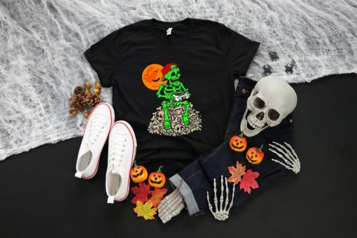 Cute Halloween Skeleton Game Boy Shirt