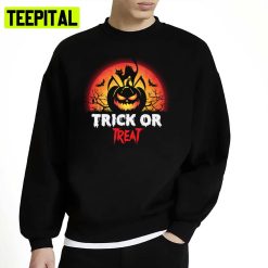 Scary Black Cat Trick Or Treat Halloween Illustration Unisex Sweatshirt