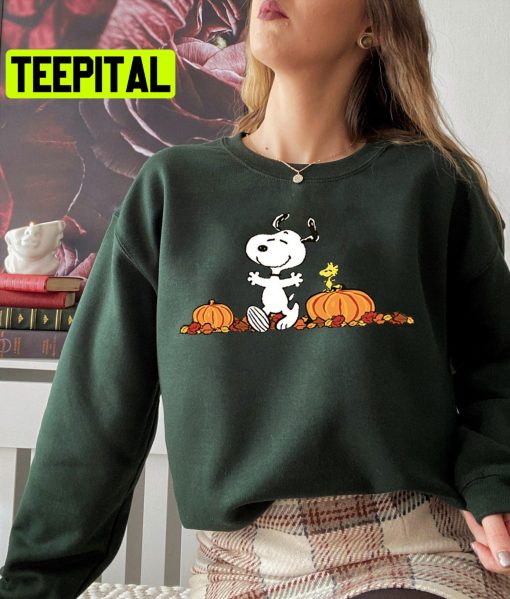 Snoopy Dog Autumn Pumpkins Peanuts Halloween Trending Unisex Shirt