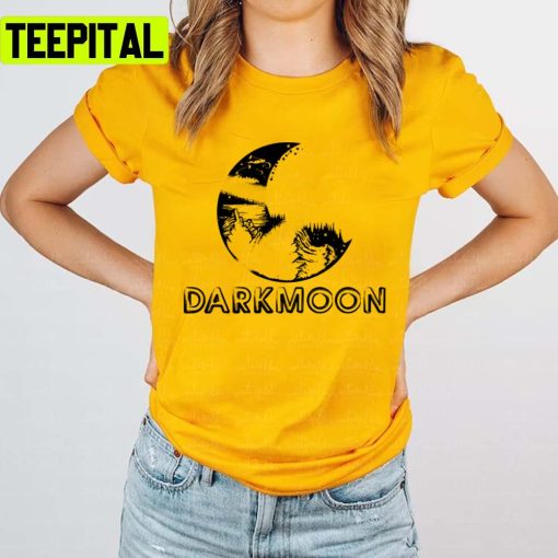 Aesthetic Design Darkmoon Crescent Unisex T-Shirt