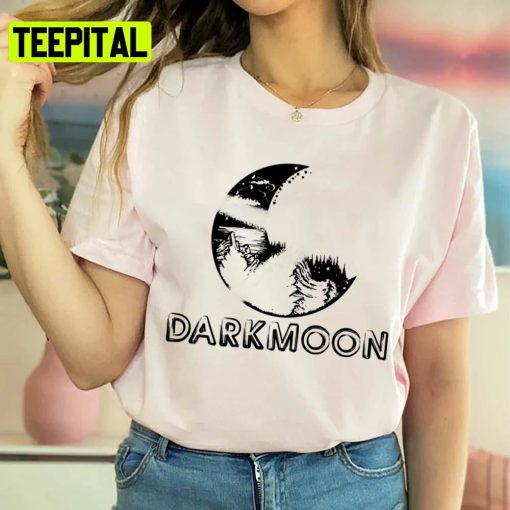 Aesthetic Design Darkmoon Crescent Unisex T-Shirt