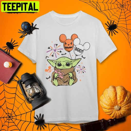 Baby Yoda Star Wars Halloween Trick Or Treat Halloween Party 2022 Retro Art Unisex T-Shirt