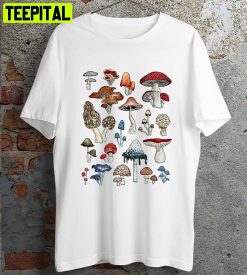 British Wild Mushrooms Fungy Retro Design T-Shirt