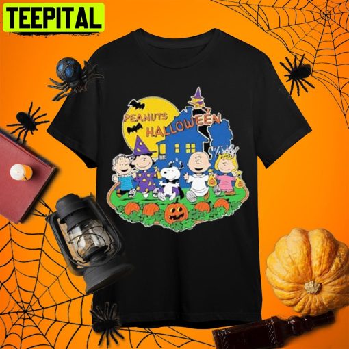 Charlie Brown Halloween Snoopy And Peanuts Halloween Retro Art Unisex T-Shirt