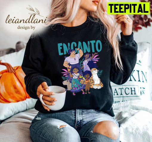 Group Shot Logo Madrigal Mirabel Luisa Encanto Disney Sweatshirt