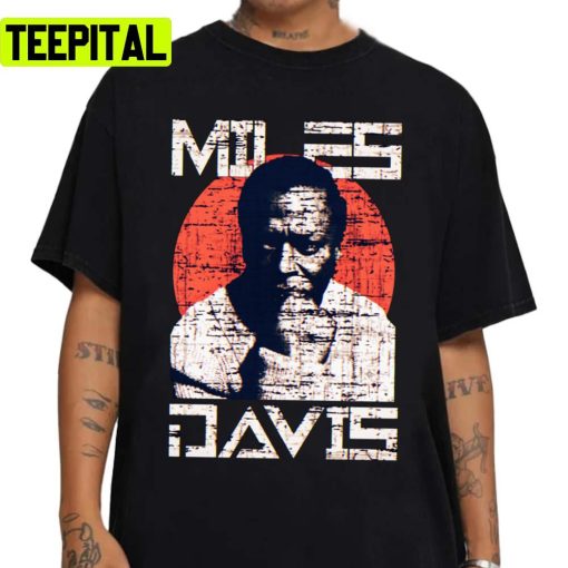 Grunge White Retro Design Miles Davis Unisex Sweatshirt